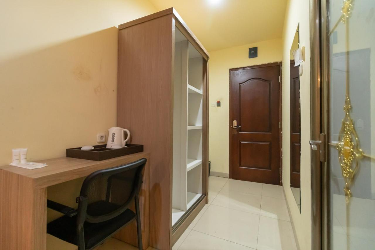Urbanview Hotel Best Skip Palembang Extérieur photo