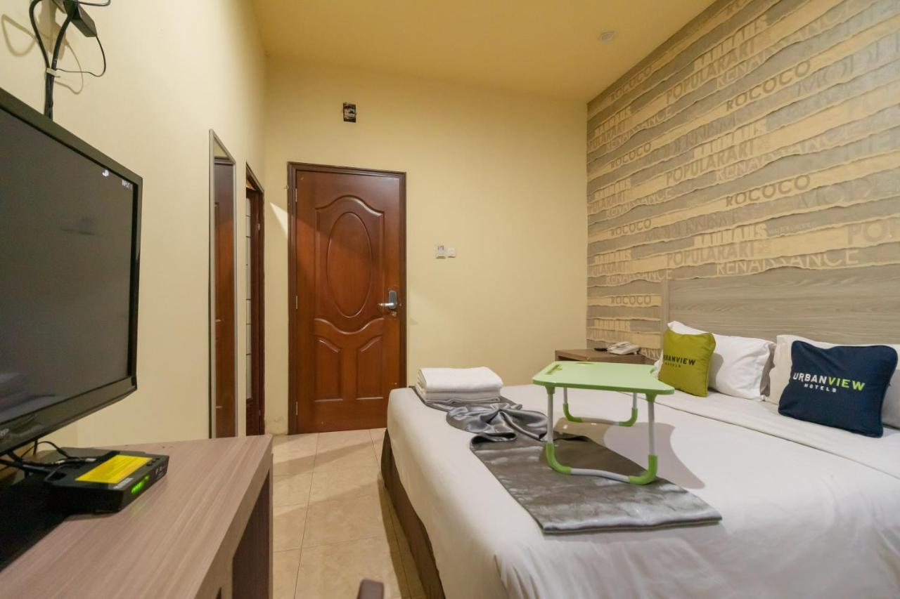 Urbanview Hotel Best Skip Palembang Extérieur photo