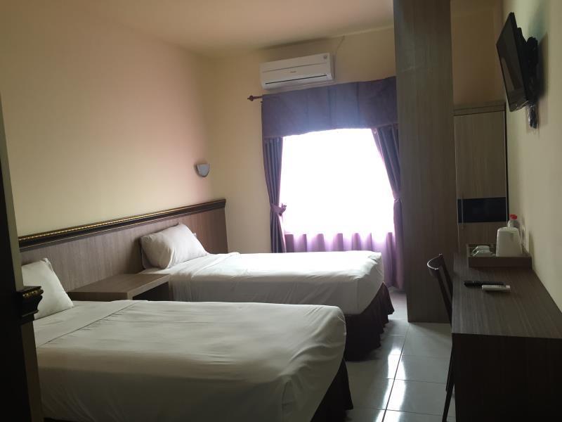 Urbanview Hotel Best Skip Palembang Extérieur photo