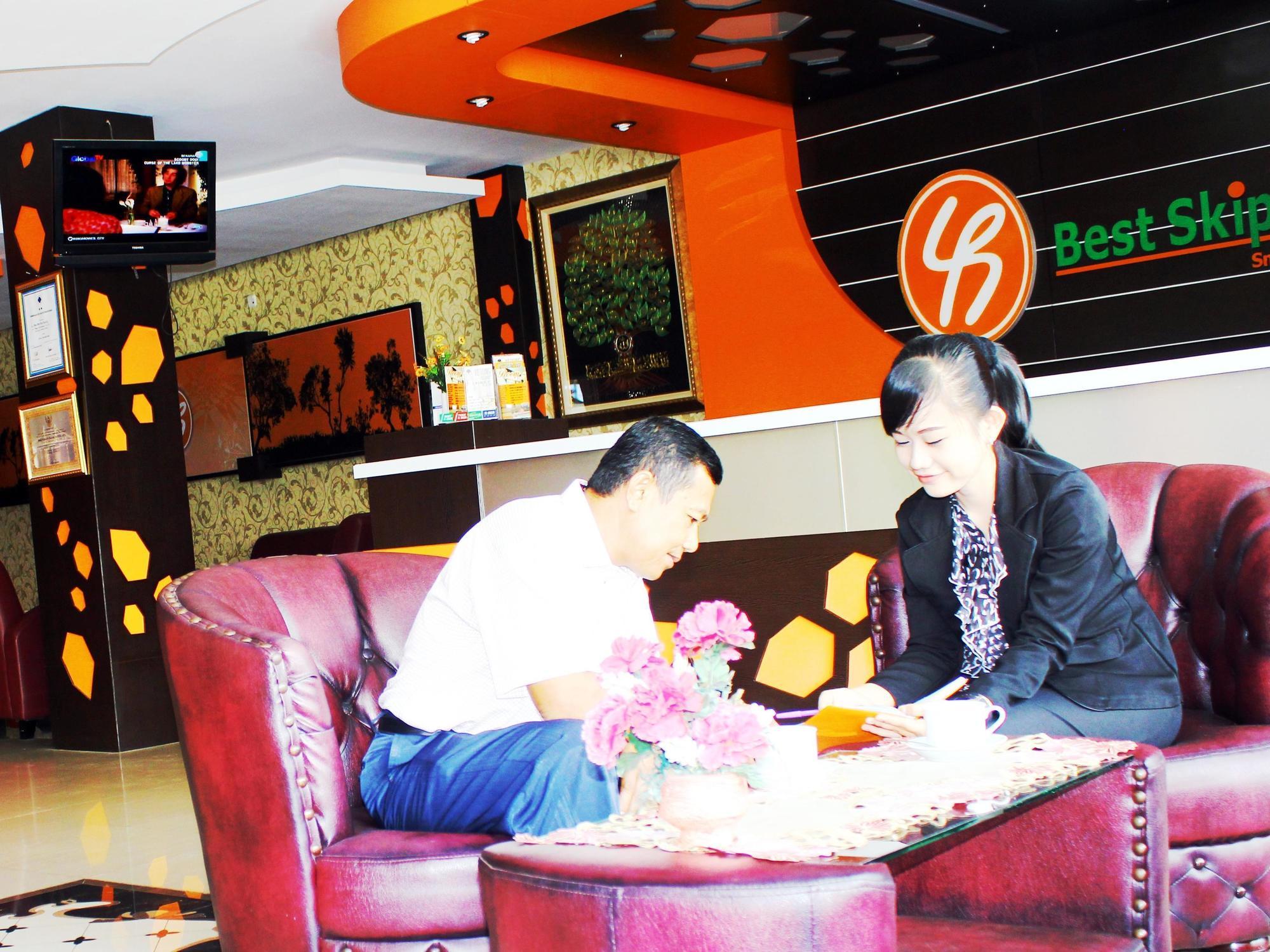 Urbanview Hotel Best Skip Palembang Extérieur photo